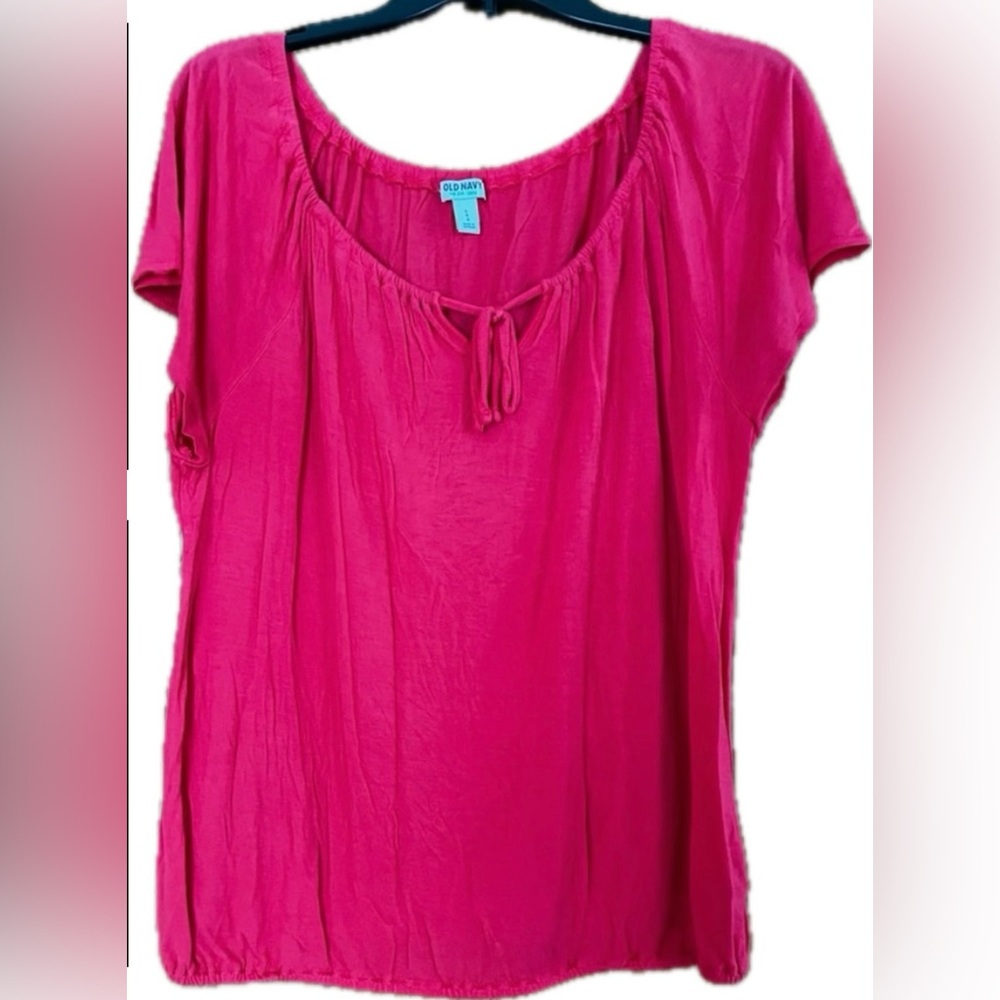 Old Navy Pink Short Sleeve Tie Front Blouse. Women’s size Large